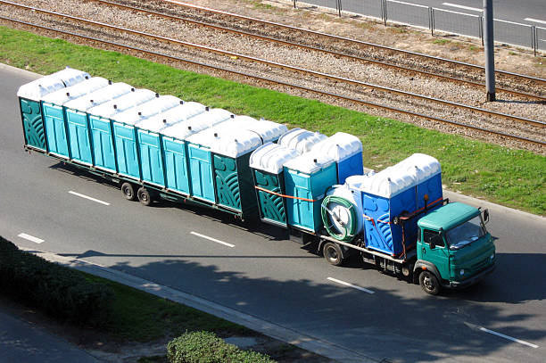 Best Portable toilet rental cost  in Columbiana, OH